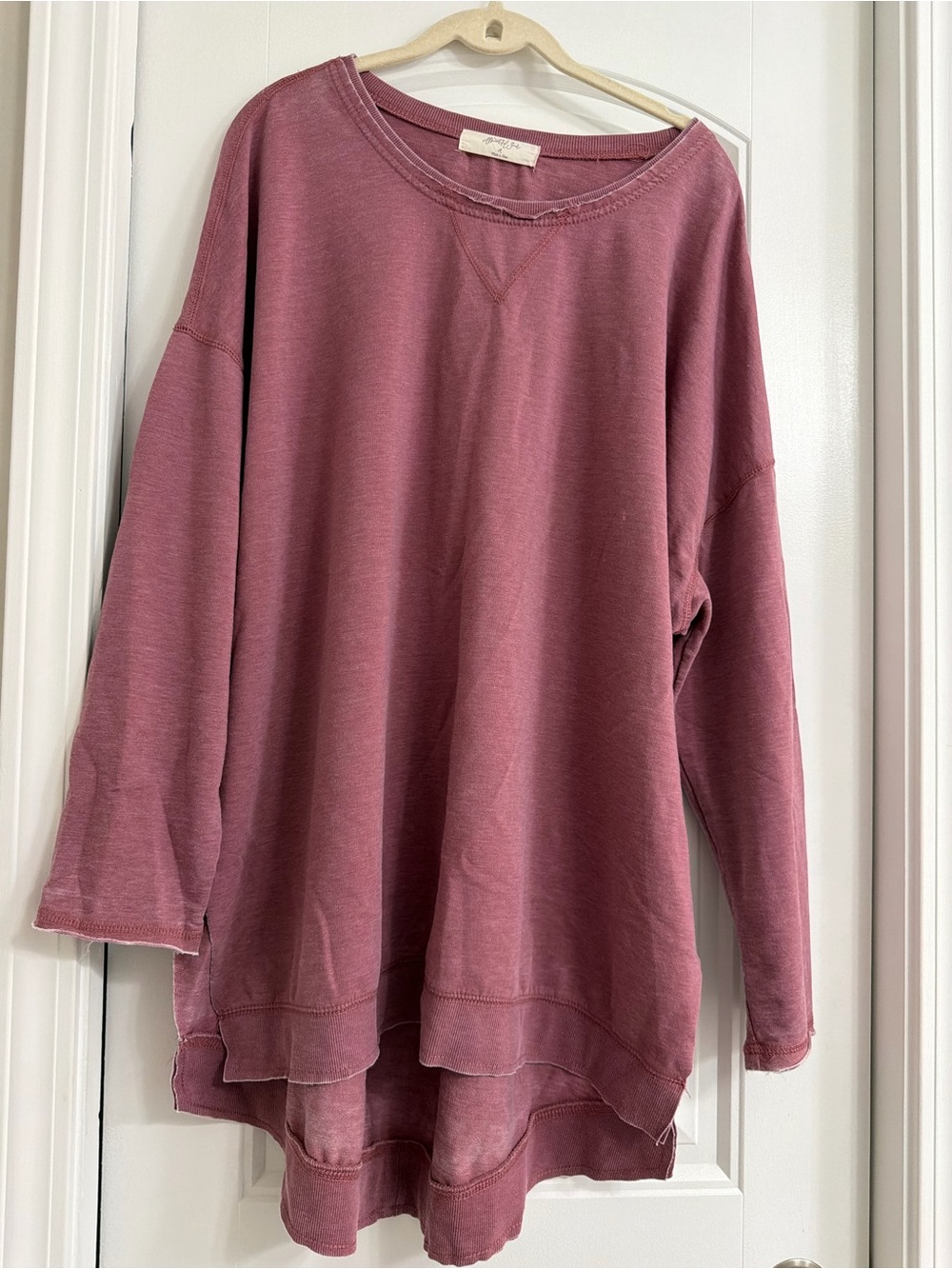 A Beautiful Soul Vintage Wash Pullover - Mauve Rose